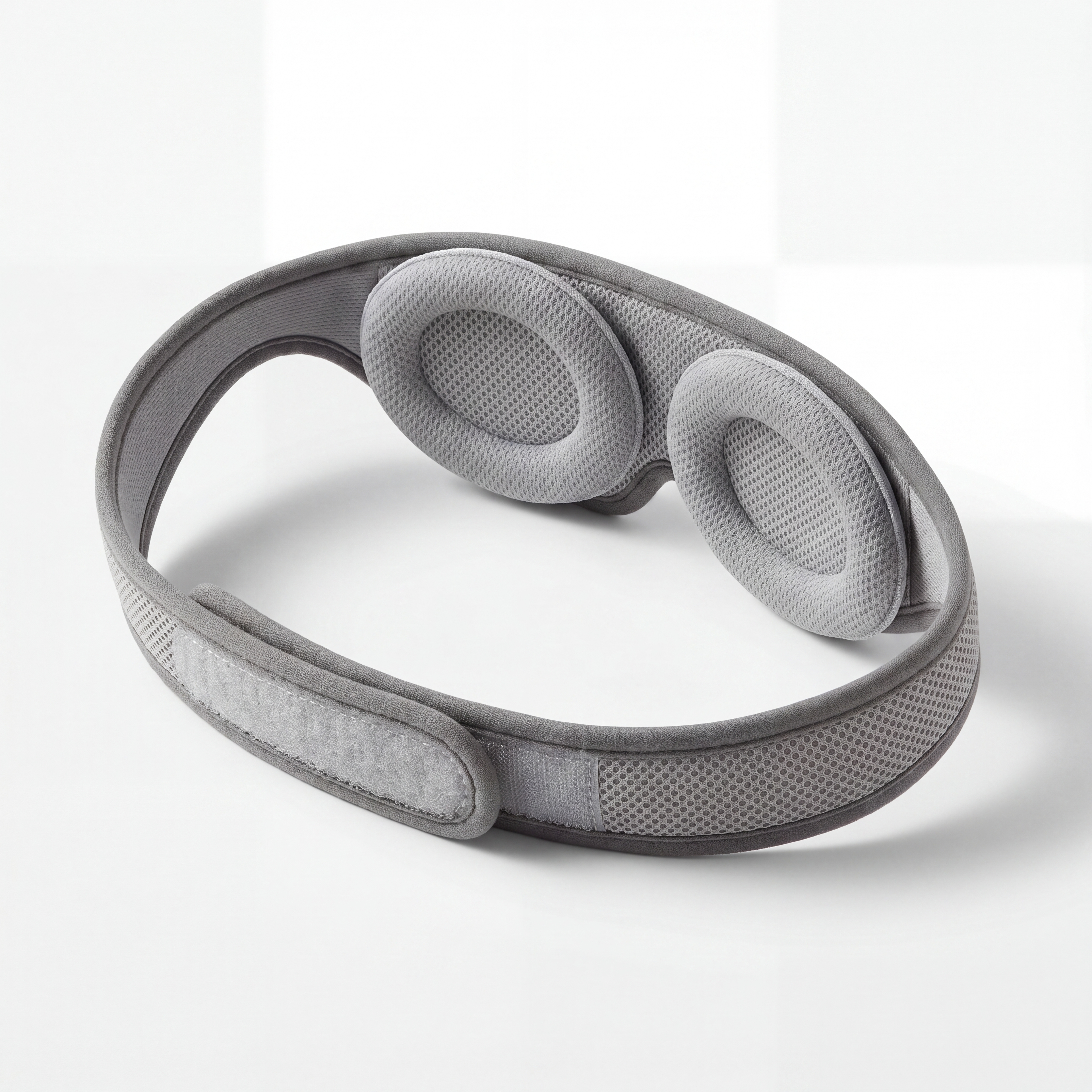 Evernight ZeroTouch Mask - three-quarter view